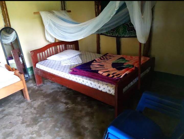 Lake Lyantonde Eco Campsite Original Fort Portal 外观 照片
