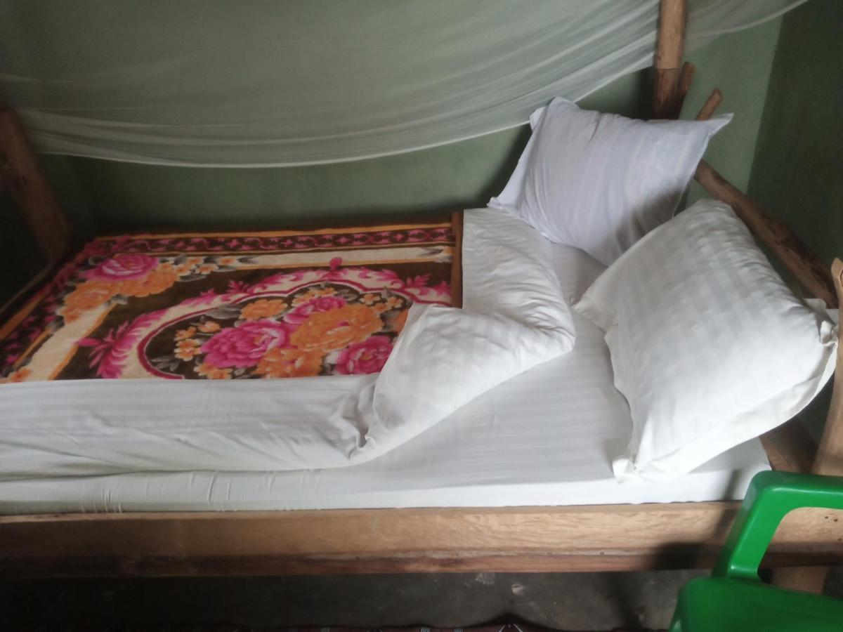Lake Lyantonde Eco Campsite Original Fort Portal 外观 照片